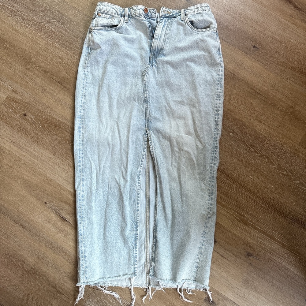 Light Blue Distressed Women's Jeans